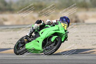 media/Nov-16-2025-Race Pace (Sun) [[8c5fa54630]]/Verified Riders/7-Turn 4 (1155am)/